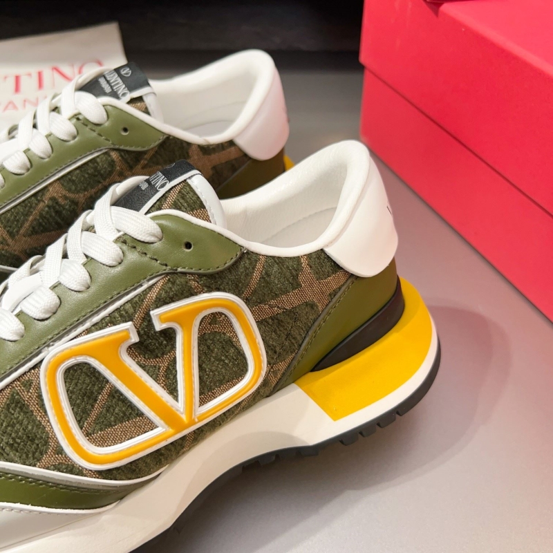 Valentino Sneakers